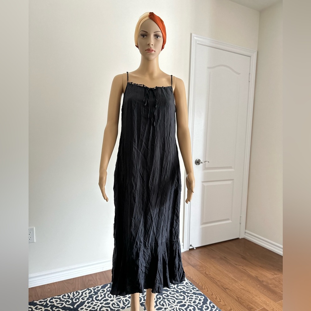 Vintage Esprit Black Pre-wrinkled Slip Silk Dress Chic Unique. No iron required.
